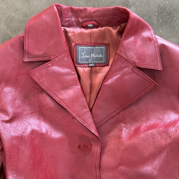 Vintage Red Leather Coat - Picture 4 of 16